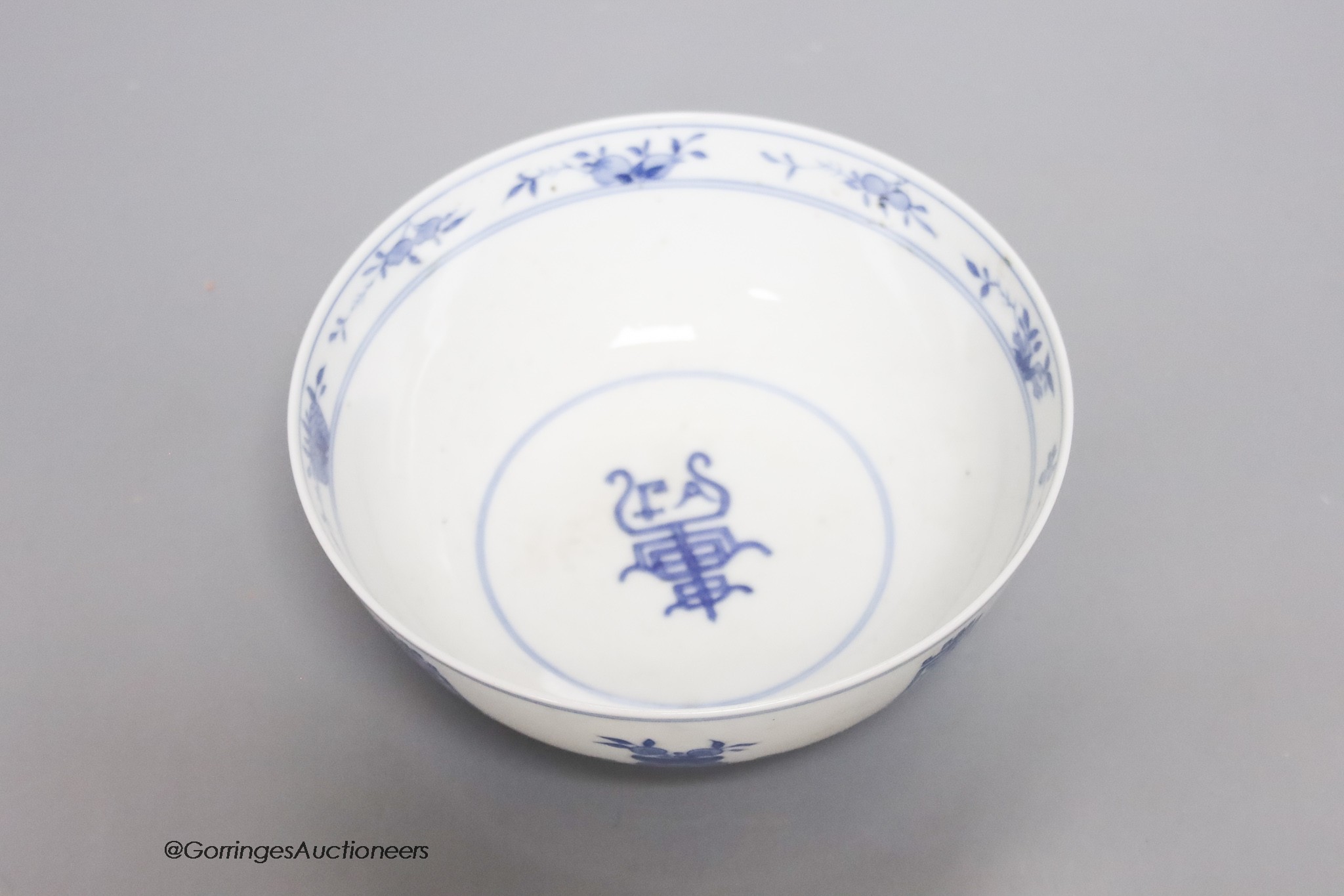 A Chinese blue and white bowl, Chenghua mark, diameter 15cm